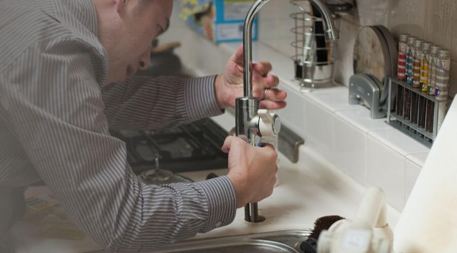 Professional emergency plumbing in Helm, CA